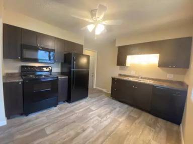 Main picture of 612 Pioneer Rd