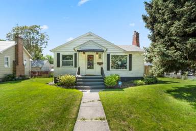 Main picture of 3927 N Adams St