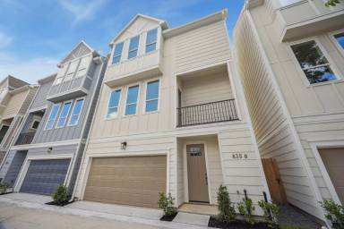 Main picture of 835 Rachel St