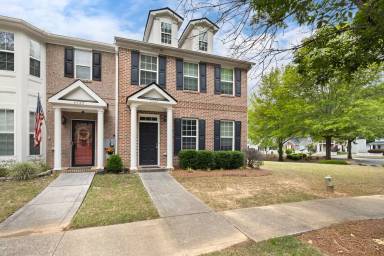 Main picture of 4727 Liberty Square Dr