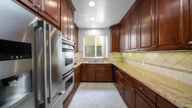 Main picture of 2306 Fox Hills Dr