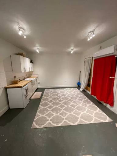 Main picture of 416 E Main St