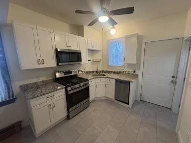 Main picture of 124 Leo Ave