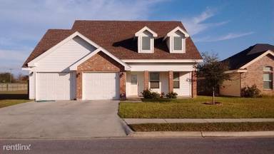 Main picture of 3208 Wildturkey Dr