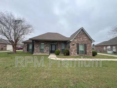 Main picture of 6227 Windwood Dr