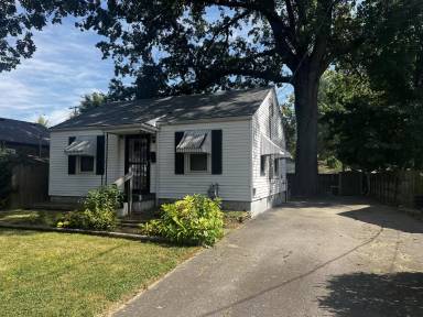 Main picture of 3903 Peachtree Ave
