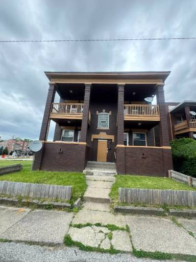 Main picture of 1811 Lakeview Rd