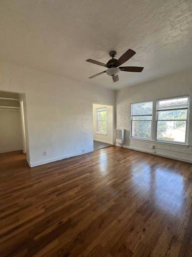 Main picture of 1845 N Gramercy Pl