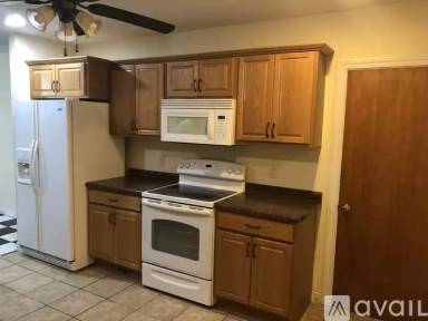 Main picture of 1115 N Mason St