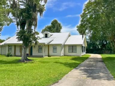 Main picture of 124 Wolf Bay Cir