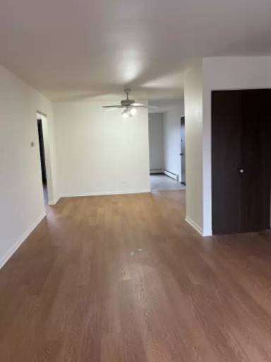 Main picture of 44 W 59th St
