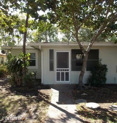 Main picture of 1206 NE 3rd Ave