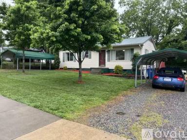 Main picture of 310 Lytton St