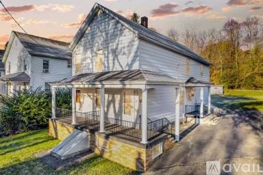 Main picture of 24 Midland St