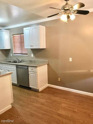 Main picture of 1269 Park Ave