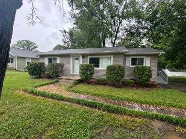 Main picture of 517 Bostian Ave