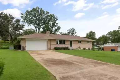 Main picture of 2550 Rolens Dr