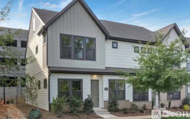 Main picture of 5914 Ardrey Kell Rd