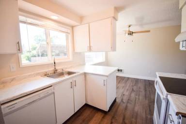 Main picture of 2341-2391 SE 152 Avenue 15034 Caruthers St