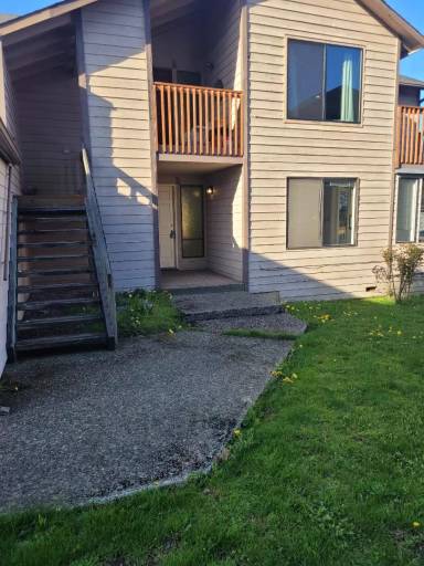 Main picture of 17335 Stone Ct N