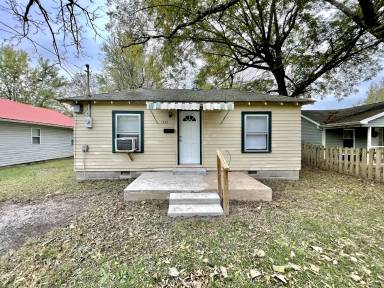 Main picture of 1732 W Thoman St