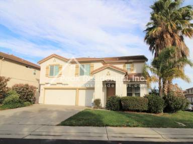 Main picture of 10142 Clairina Way