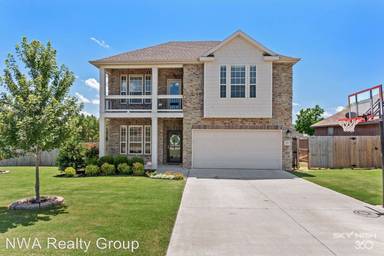 Main picture of 505 Hampton Park Bnd
