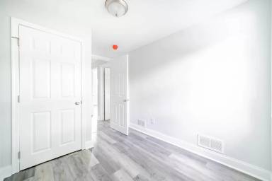 Main picture of 8033 Stratman Rd