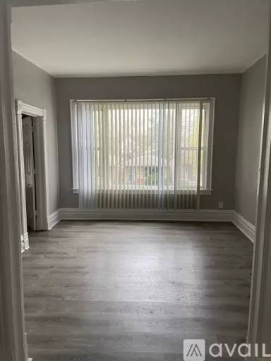 Main picture of 7632 S Drexel Ave