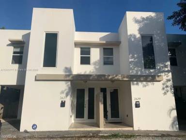 Main picture of 2629 SW 29th Pl