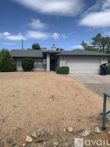 Main picture of 4444 N Miner Rd