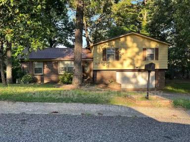 Main picture of 1405 4th Pl NW