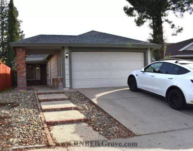 Main picture of 9435 Soaring Oaks Dr