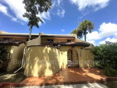 Main picture of 3730 Alcantara Ave