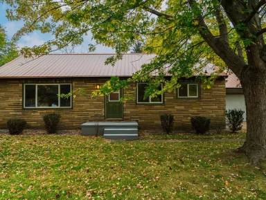 Main picture of 38 Carol Ave