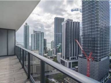 Main picture of 1050 Tower