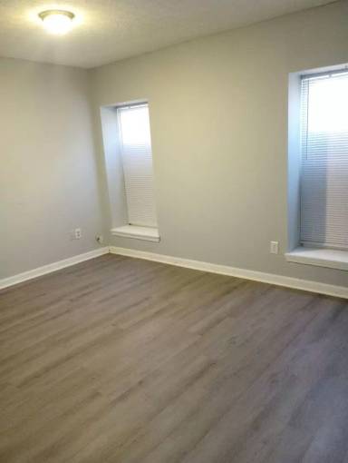 Main picture of 1518 W Market St