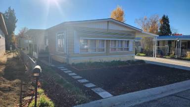 Main picture of 3668 Kingsland Way