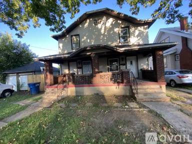 Main picture of 2122 Mapleview Ave