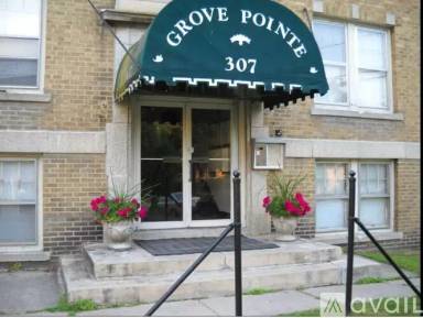 Main picture of 1014-1016 Hawley Ave