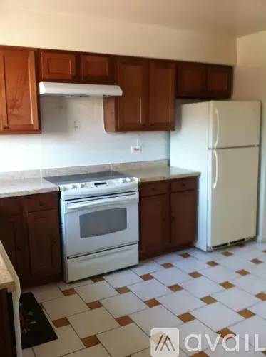 Main picture of 9368 Bay Colony Dr