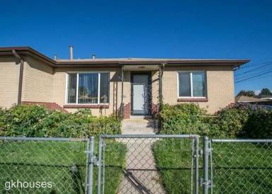 Main picture of 6415 E 36th Ave
