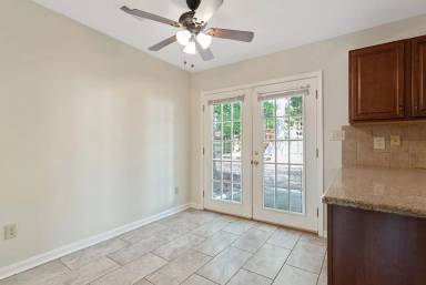 Main picture of 3101 Cedarwood Dr