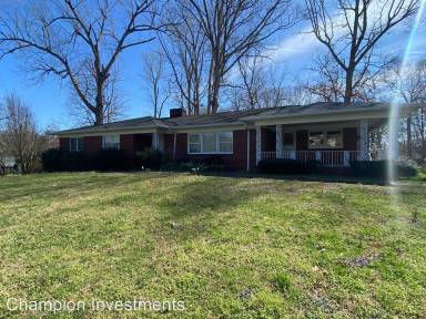 Main picture of 1218 E Marion St