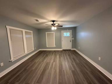 Main picture of 3278 Given Ave