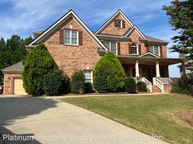 Main picture of 5520 Viewpoint Ct