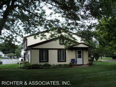 Main picture of 38075 Sherwood St