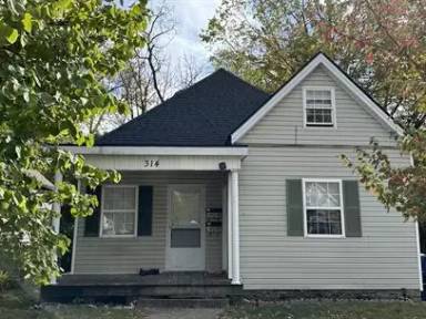 Main picture of 332 Lafayette Ave