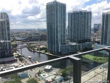 Main picture of Reach at Brickell City Center