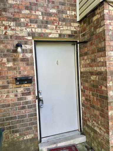 Main picture of 2405 Timberhill Ct